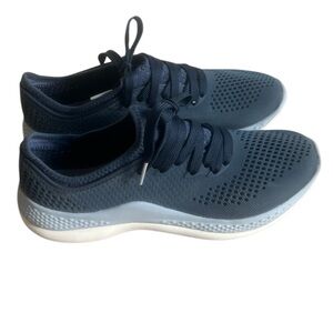 Crocs LiteRide 360  Pacer Sneaker Women’s Size 7 Blue